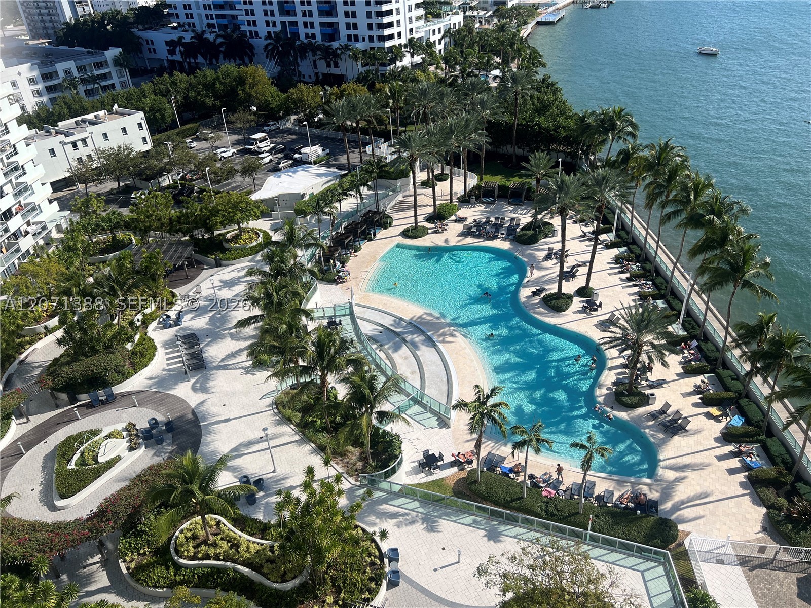 image Flamingo South Beach13