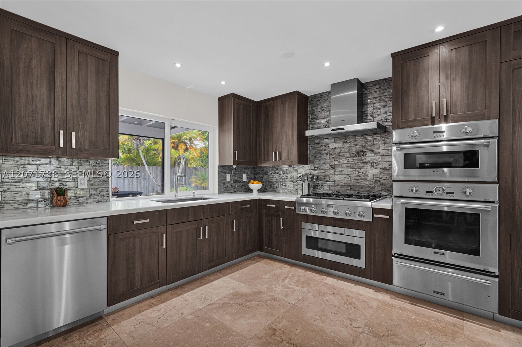8520 SW 151st St Palmetto Bay, FL 33158