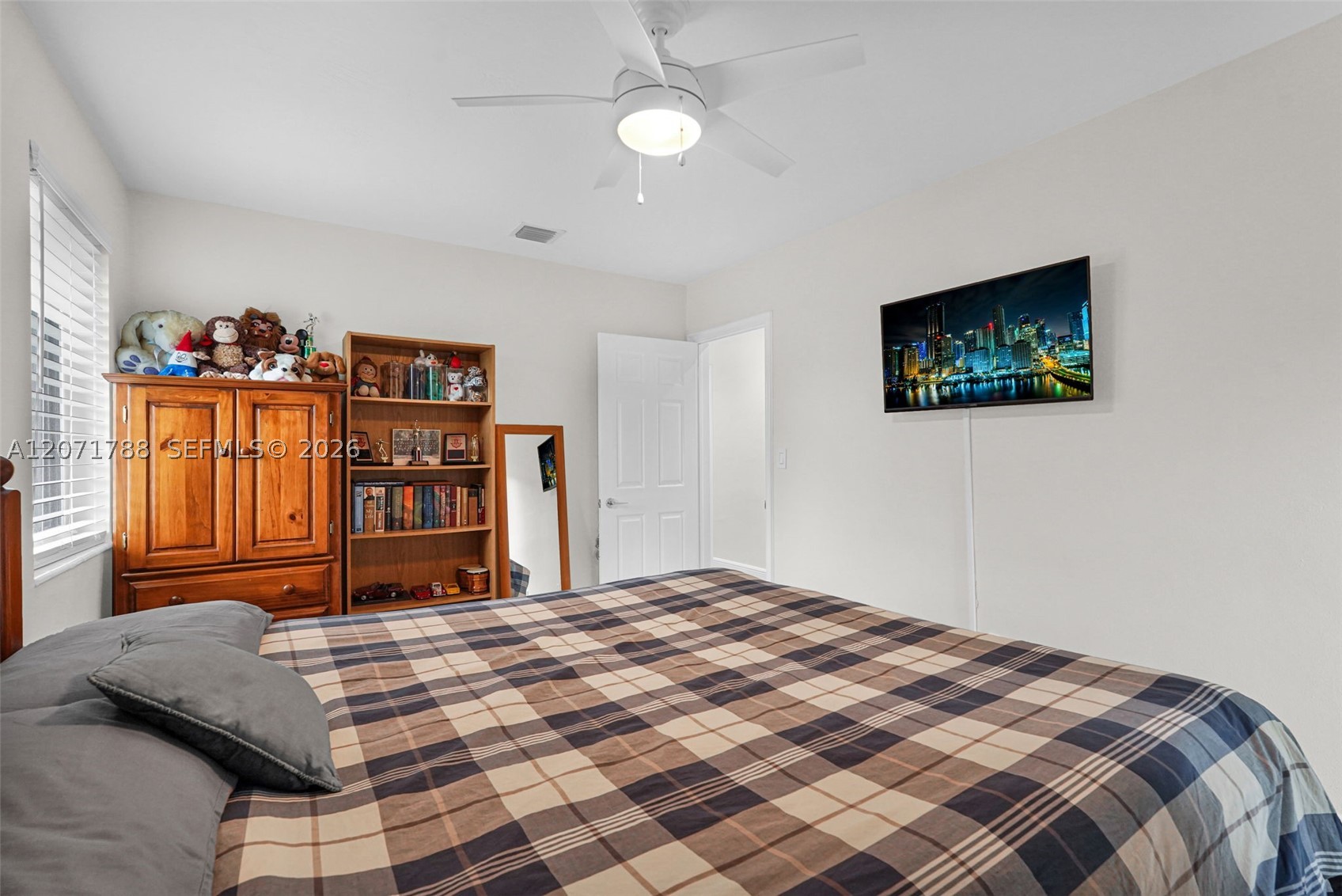 8520 SW 151st St Palmetto Bay, FL 33158