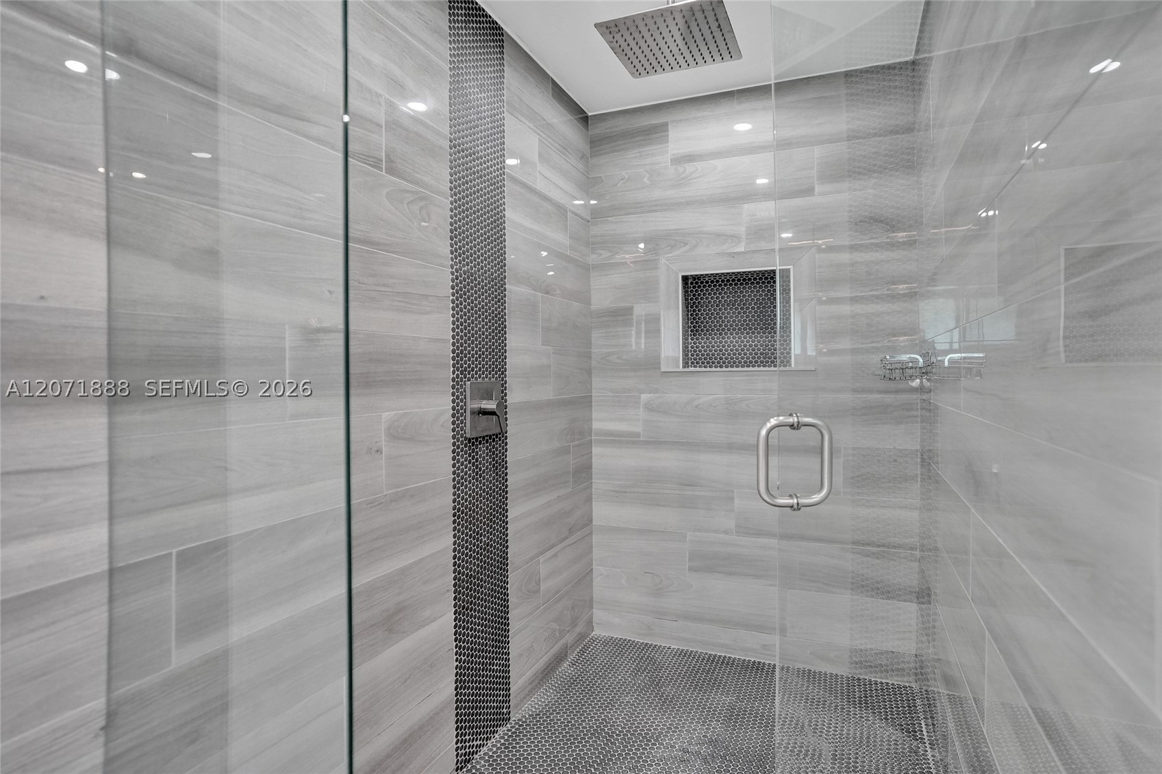 2615 NE 26th St Fort Lauderdale, FL 33305