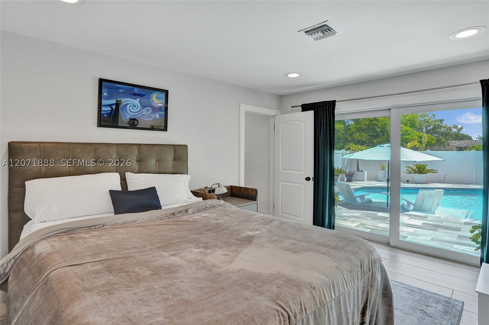 2615 NE 26th St Fort Lauderdale, FL 33305