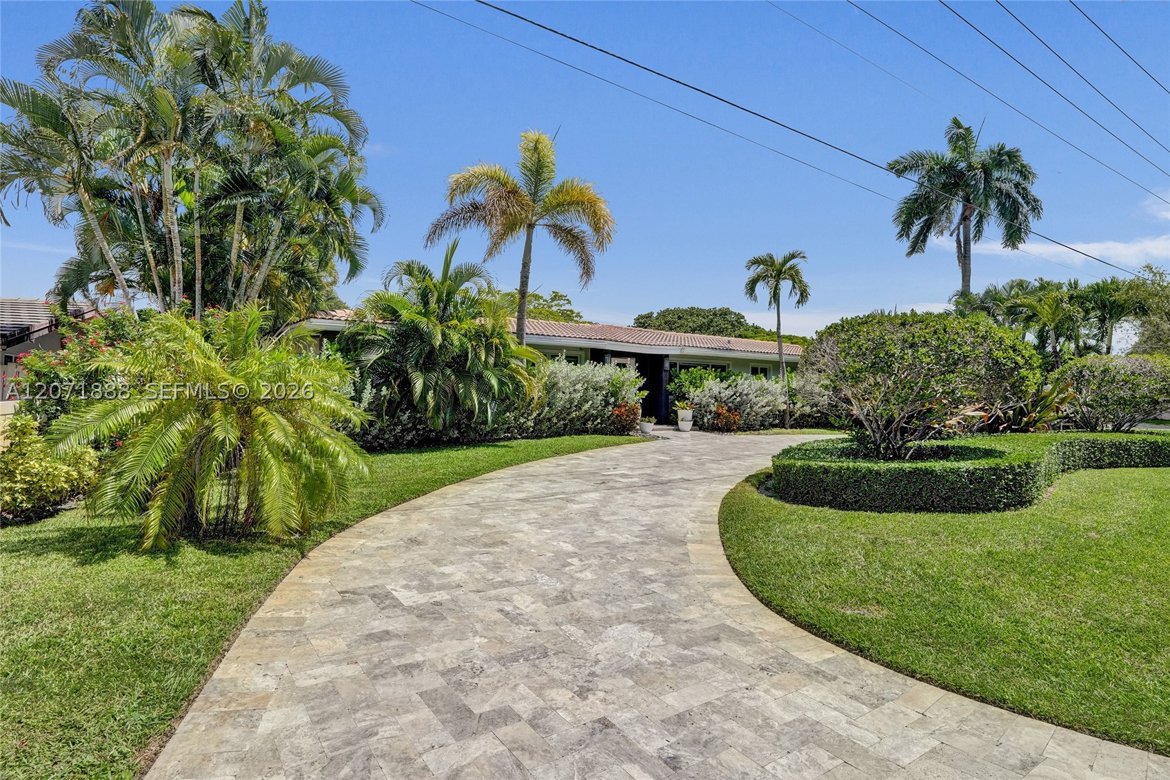 2615 NE 26th St Fort Lauderdale, FL 33305