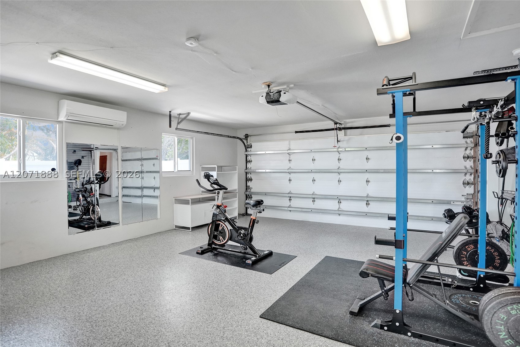 2615 NE 26th St Fort Lauderdale, FL 33305
