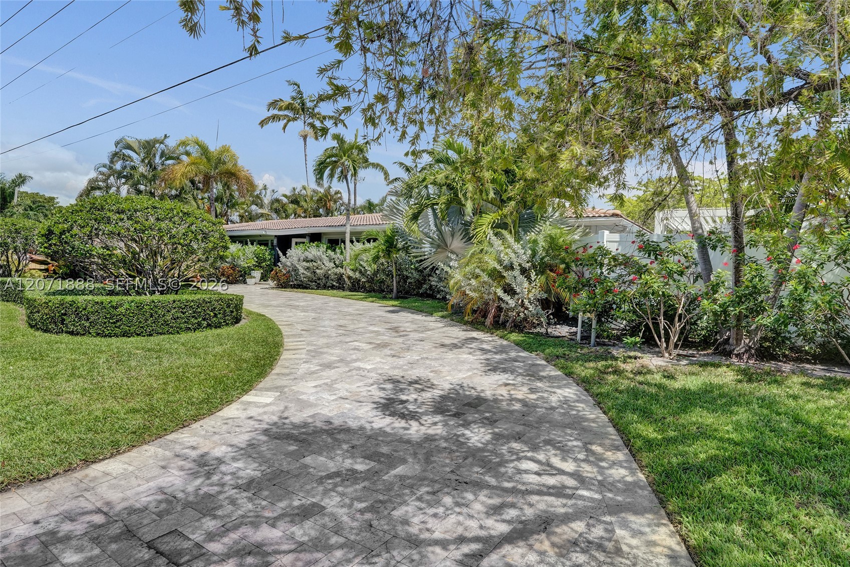 2615 NE 26th St Fort Lauderdale, FL 33305