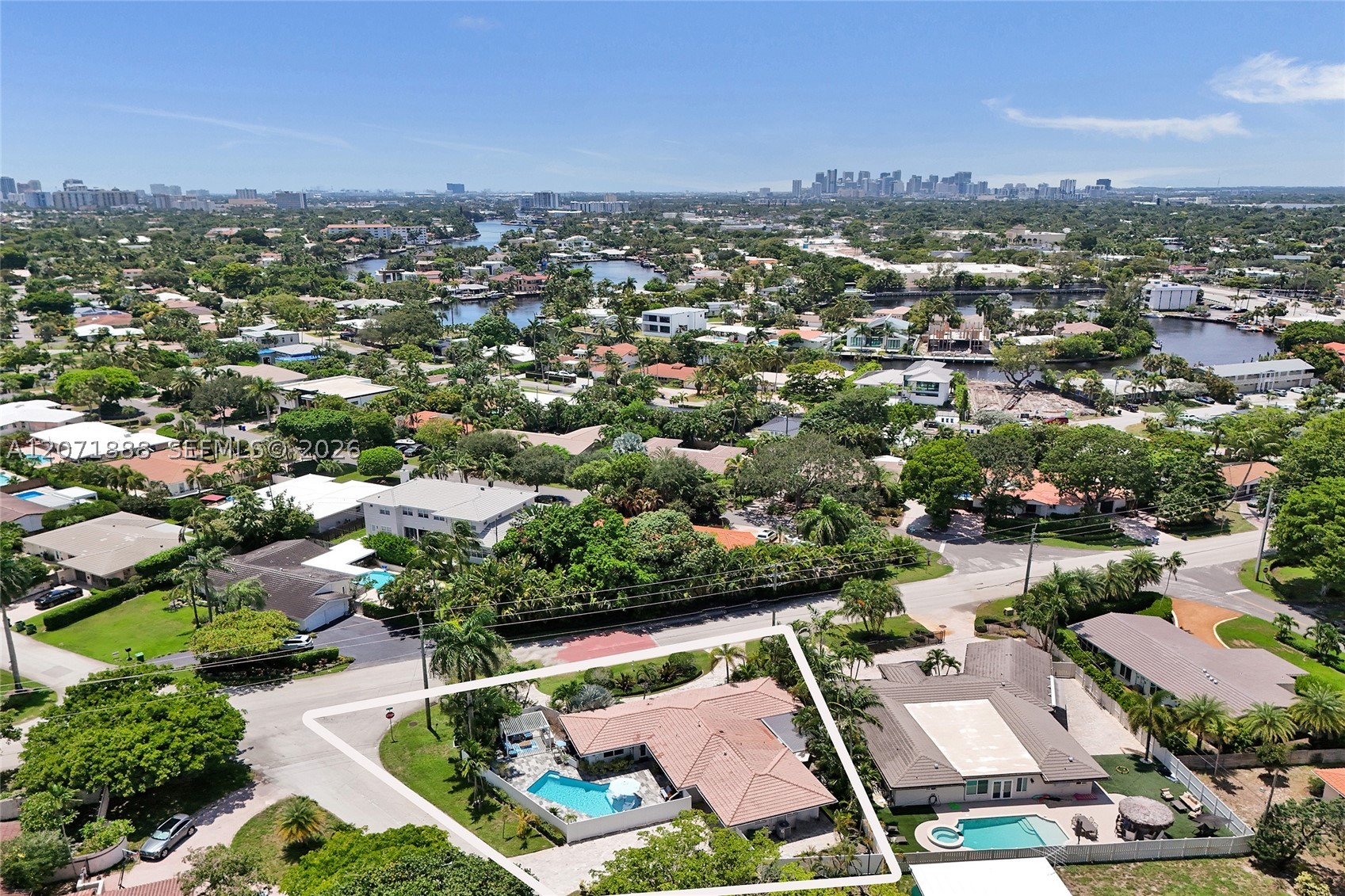 2615 NE 26th St Fort Lauderdale, FL 33305