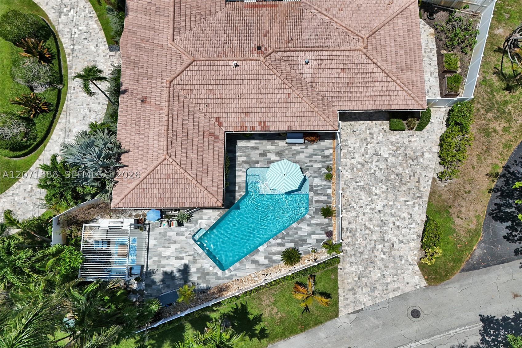 2615 NE 26th St Fort Lauderdale, FL 33305