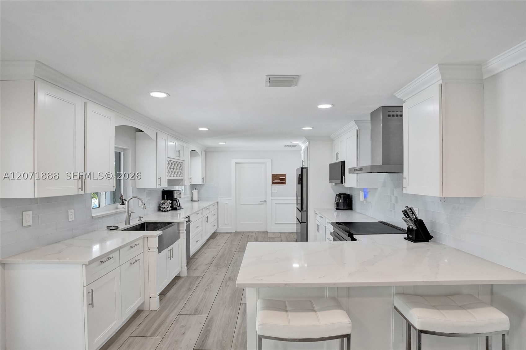 2615 NE 26th St Fort Lauderdale, FL 33305