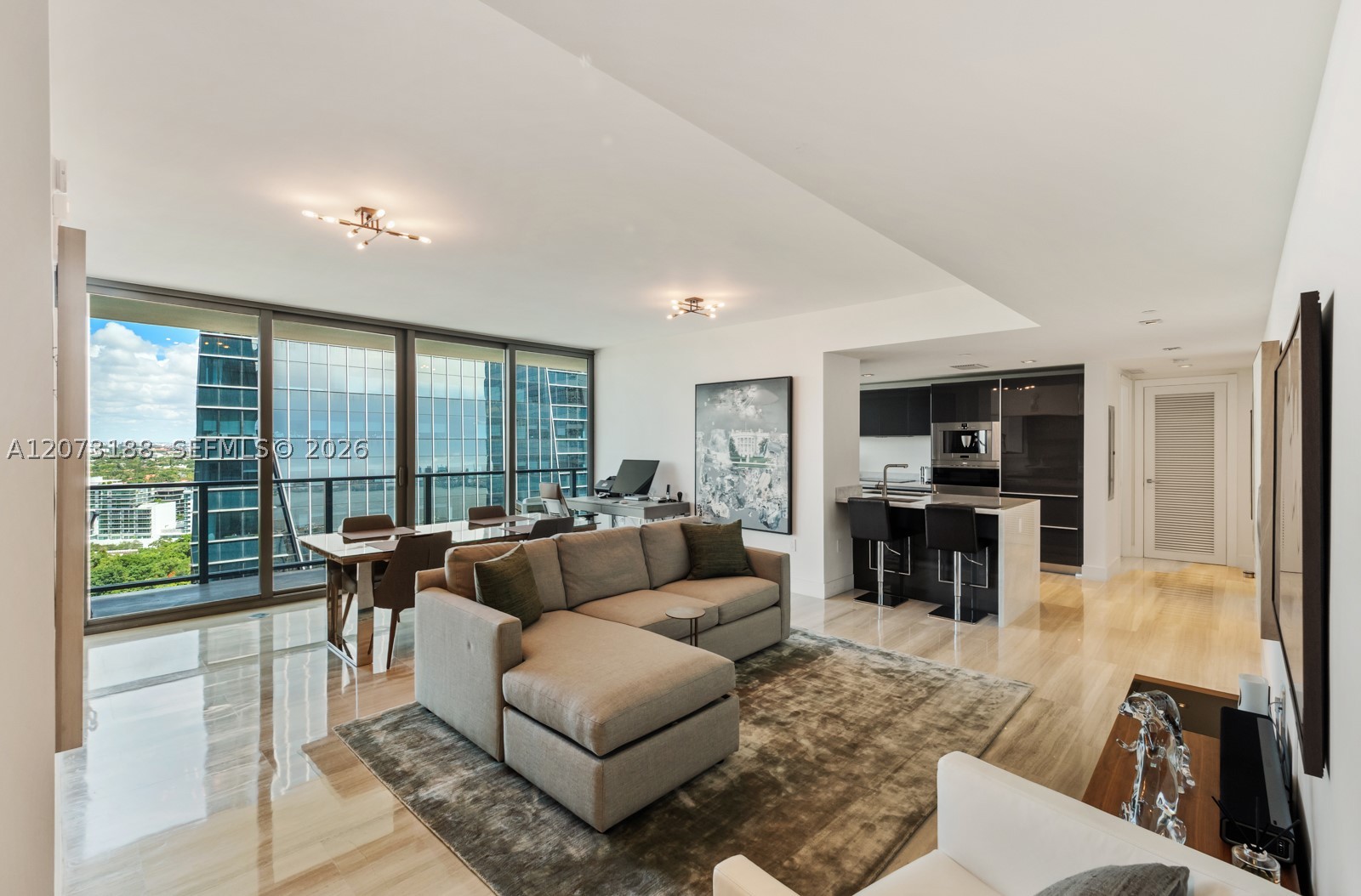 1451 Brickell Ave #2405