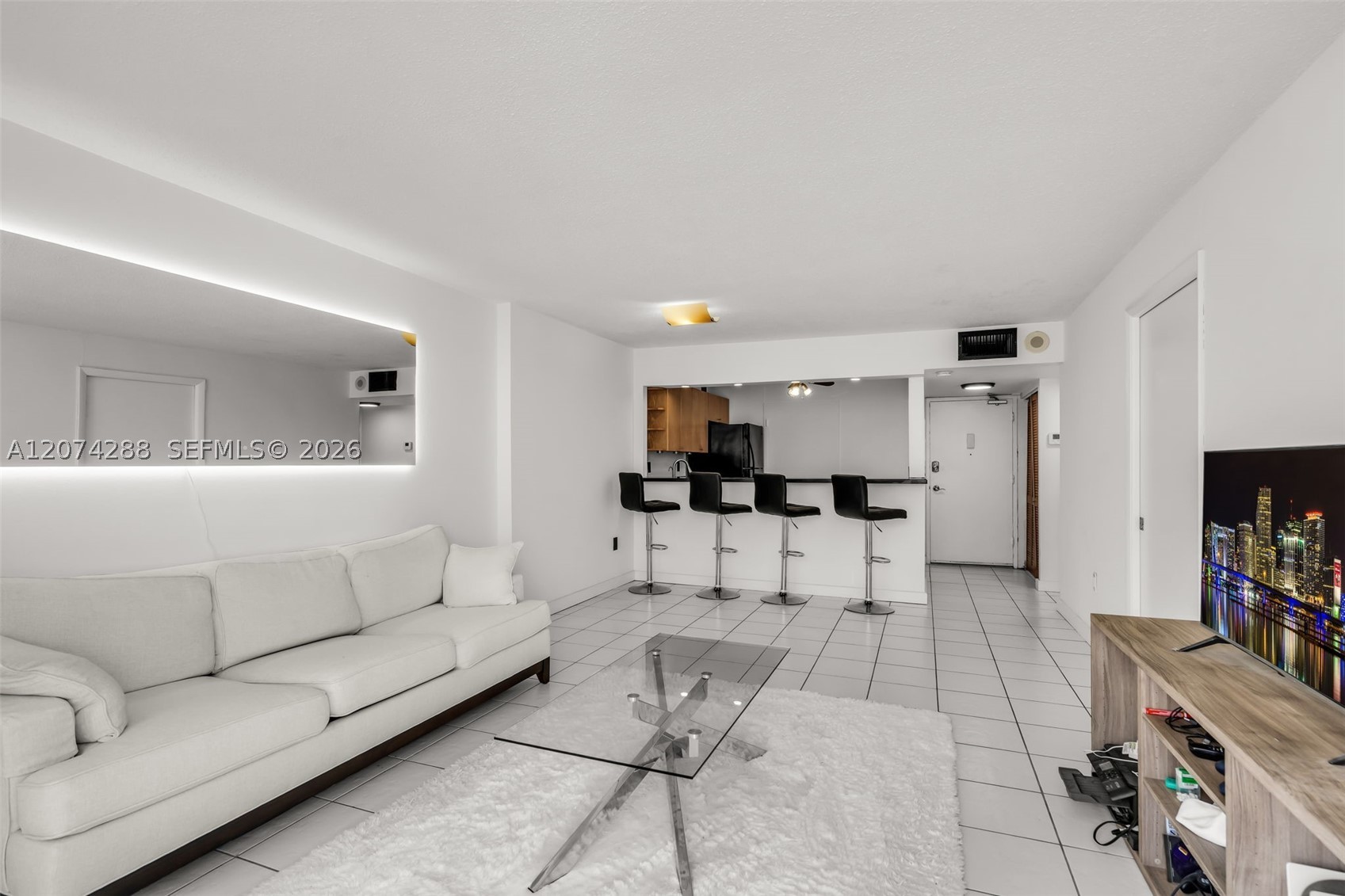 465 Ocean Dr #512 Miami Beach, FL 33139