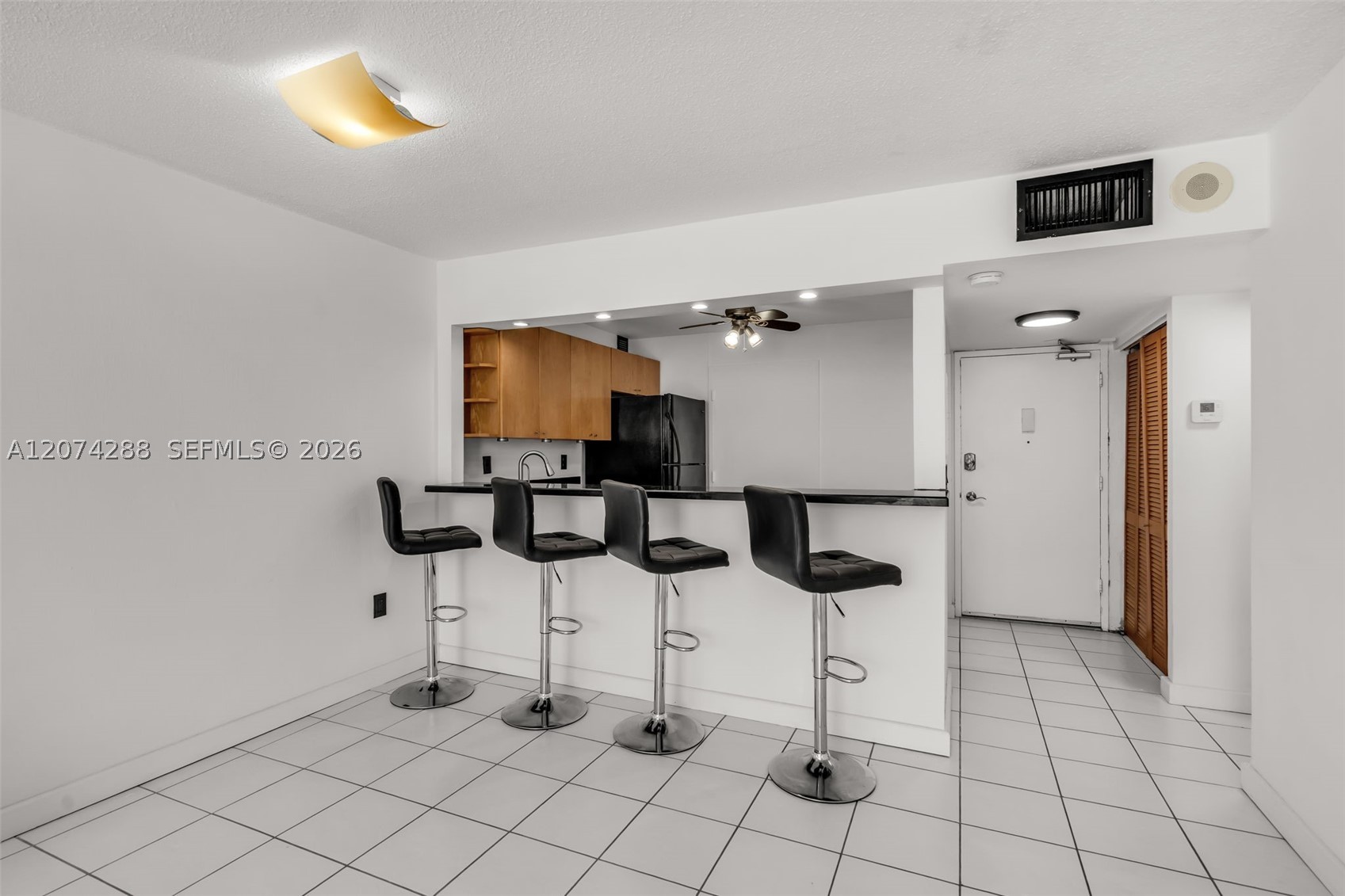 465 Ocean Dr #512 Miami Beach, FL 33139