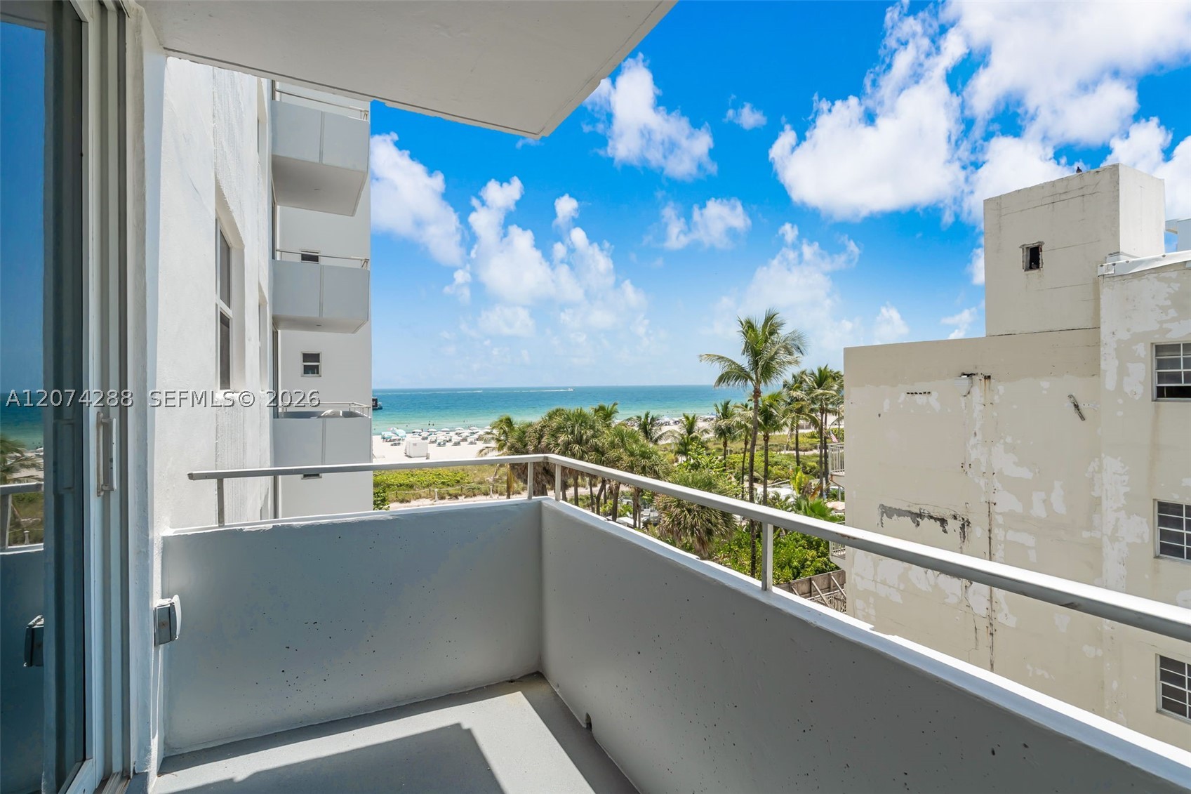 465 Ocean Dr #512 Miami Beach, FL 33139