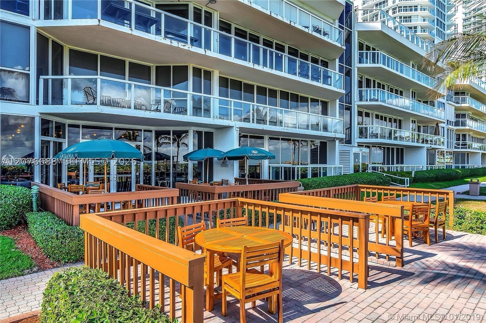 16425 Collins Ave #2016 Sunny Isles Beach, FL 33160