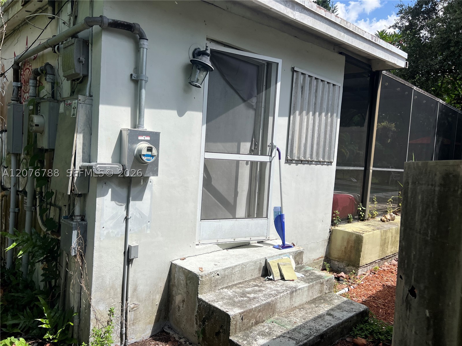 11429 NE 11th Pl Biscayne Park, FL 33161