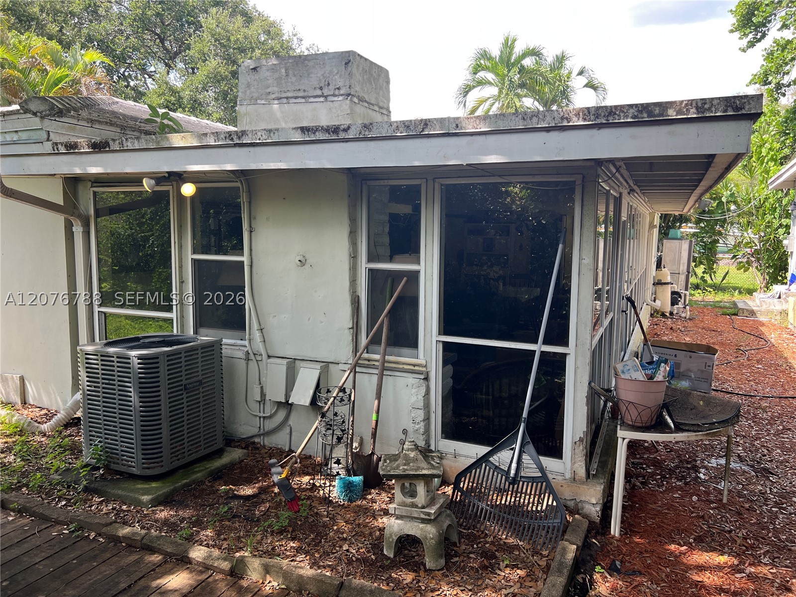11429 NE 11th Pl Biscayne Park, FL 33161