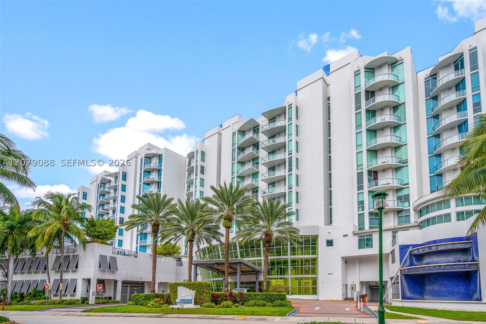 image Uptown Marina Lofts1