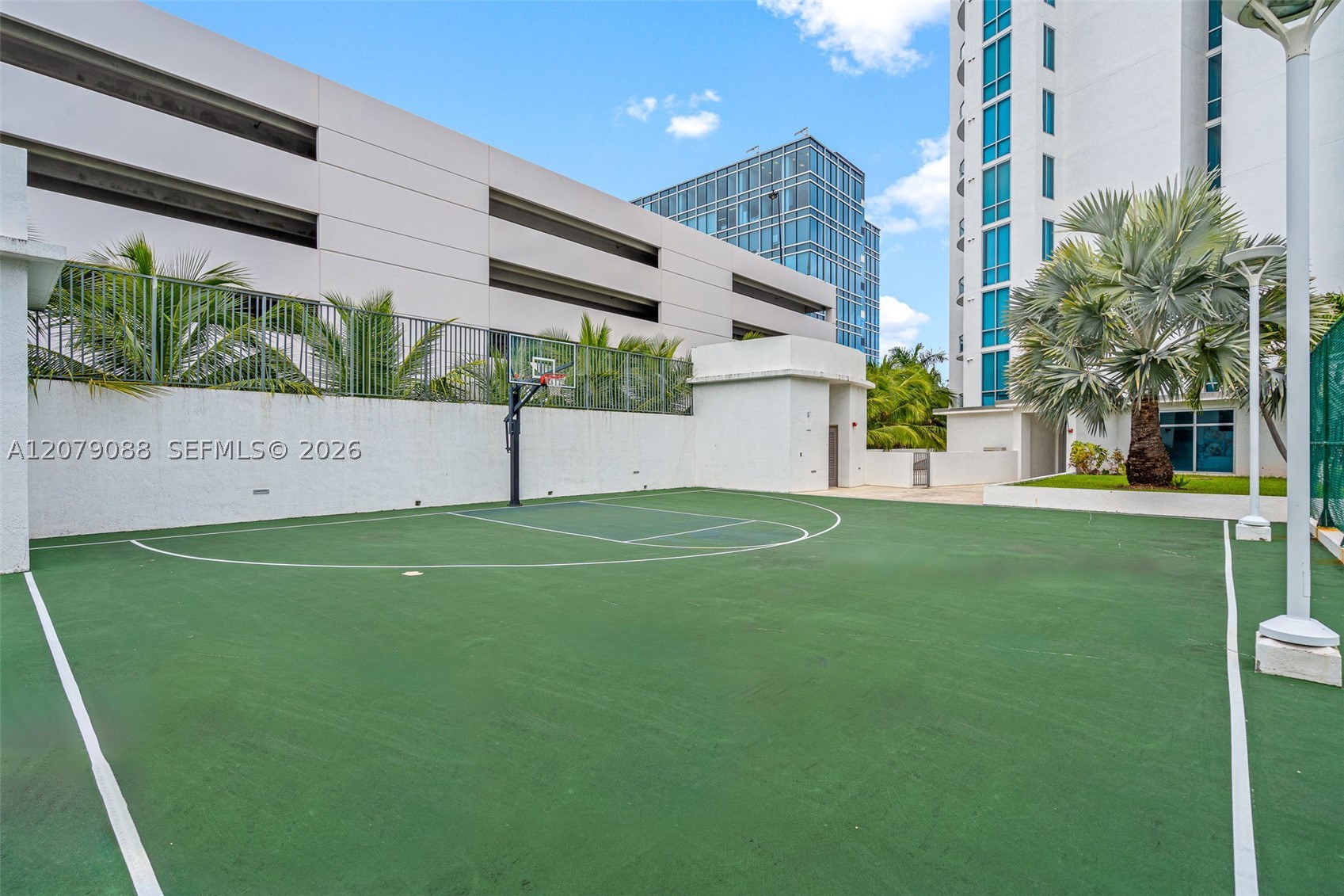 image Uptown Marina Lofts40