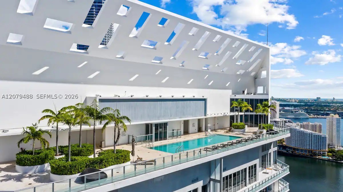 image Brickell House9