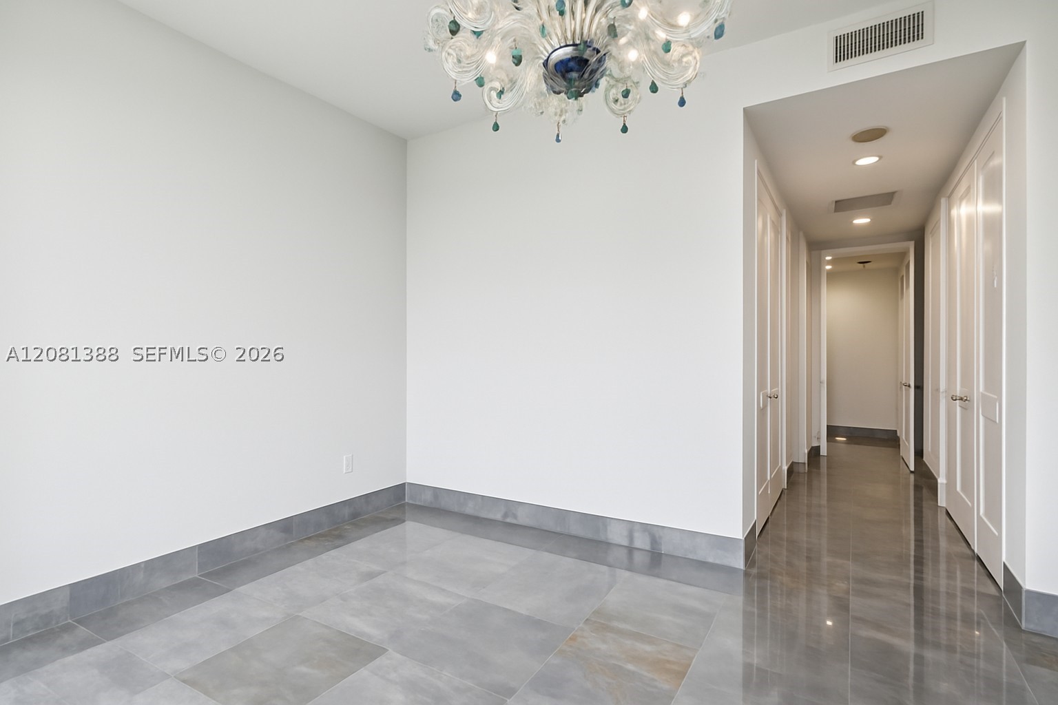image Four Seasons Residences Miami4