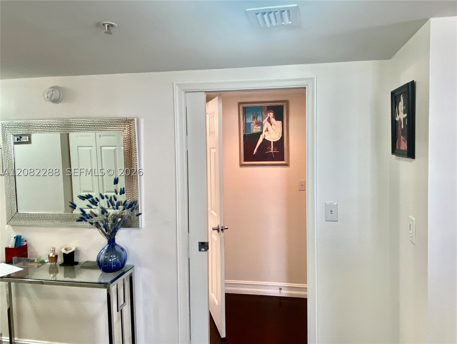 image 2080 Ocean Drive24