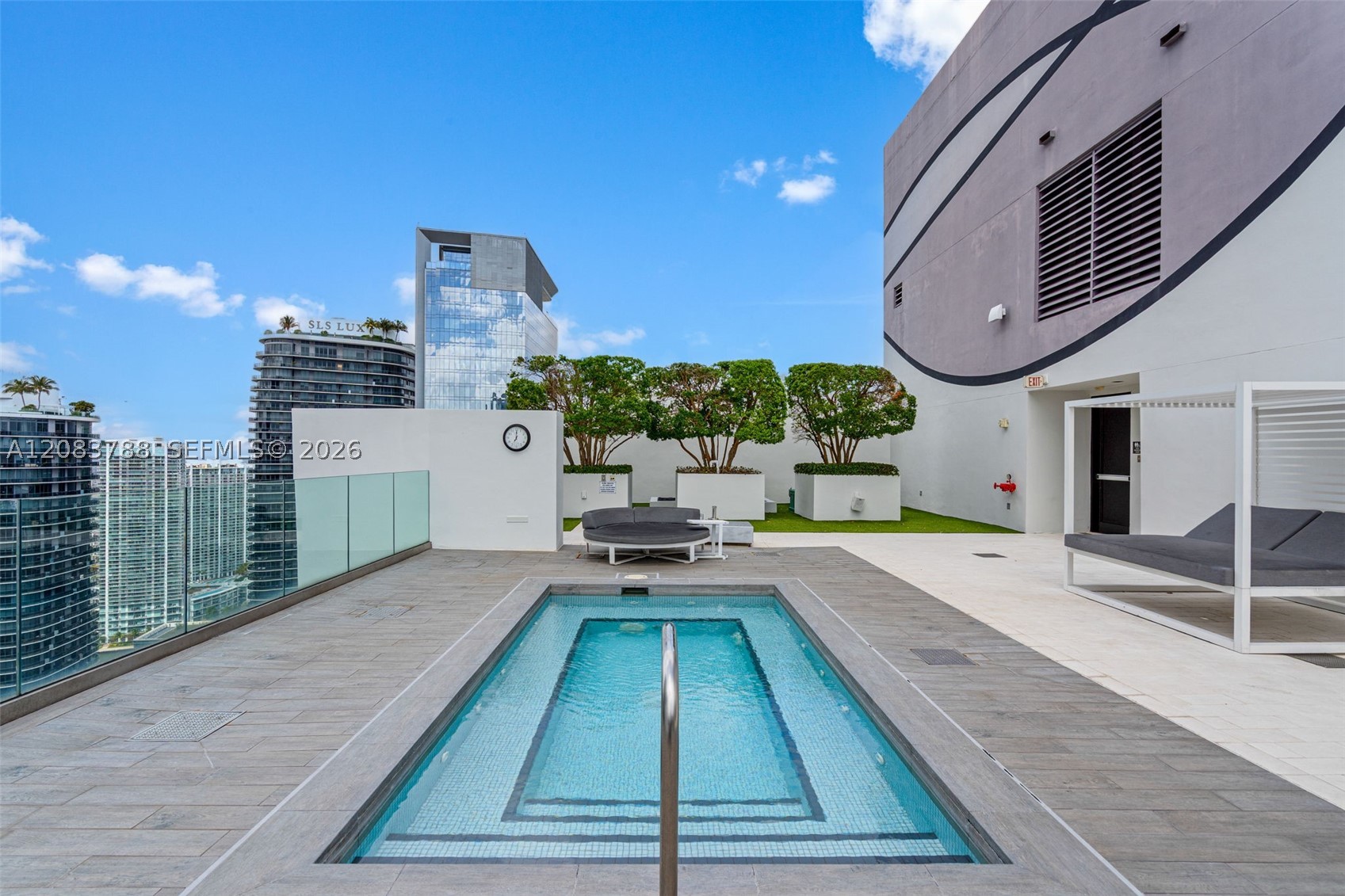image 1010 Brickell30