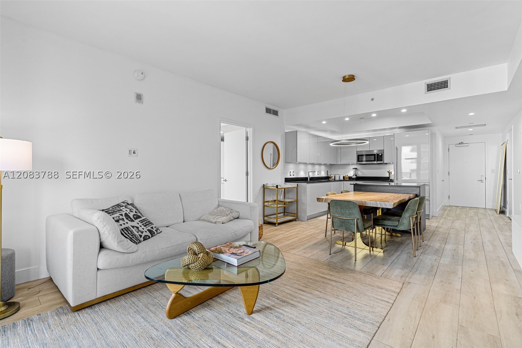 image 1010 Brickell8