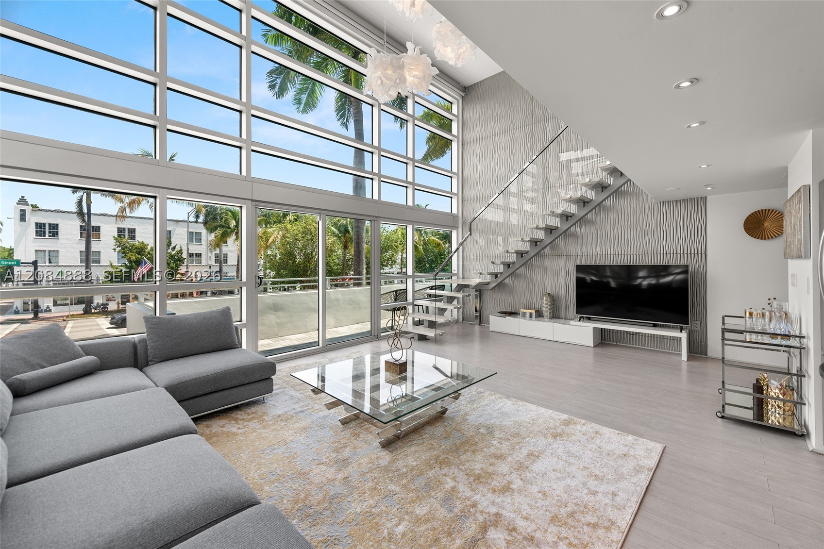 421 Meridian Ave #11