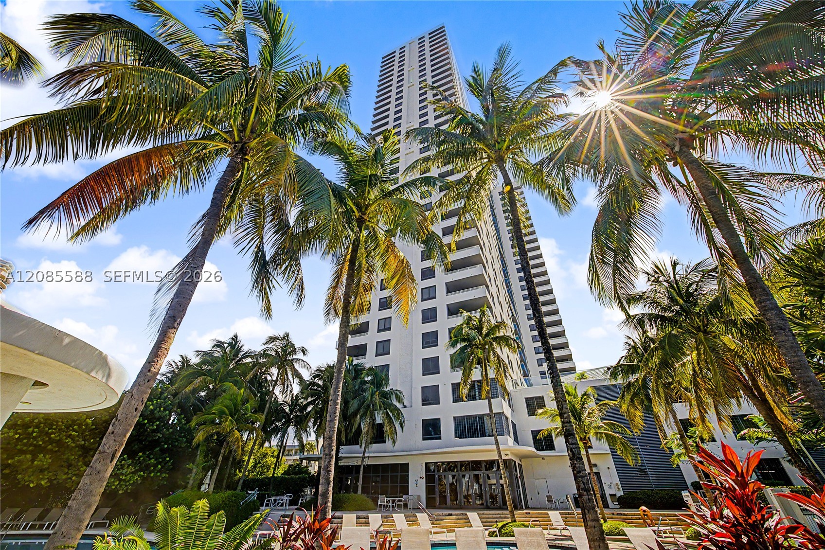 1330 West Ave #2412