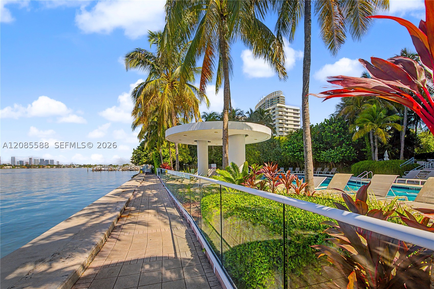 image The Waverly at South Beach22