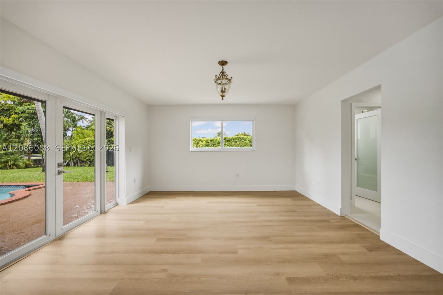 13240 SW 70th Ave Pinecrest, FL 33156