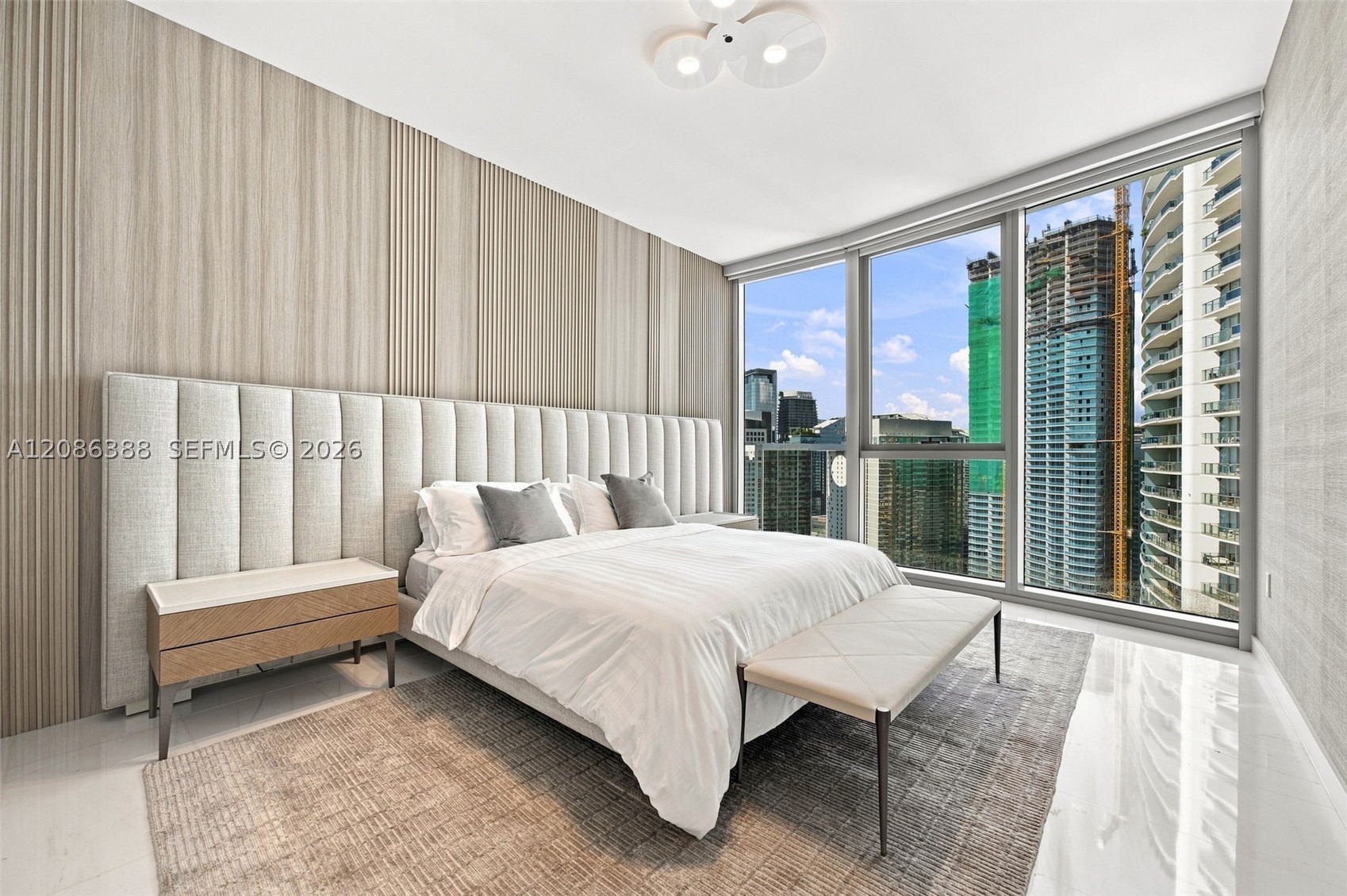 image Aston Martin Residences15