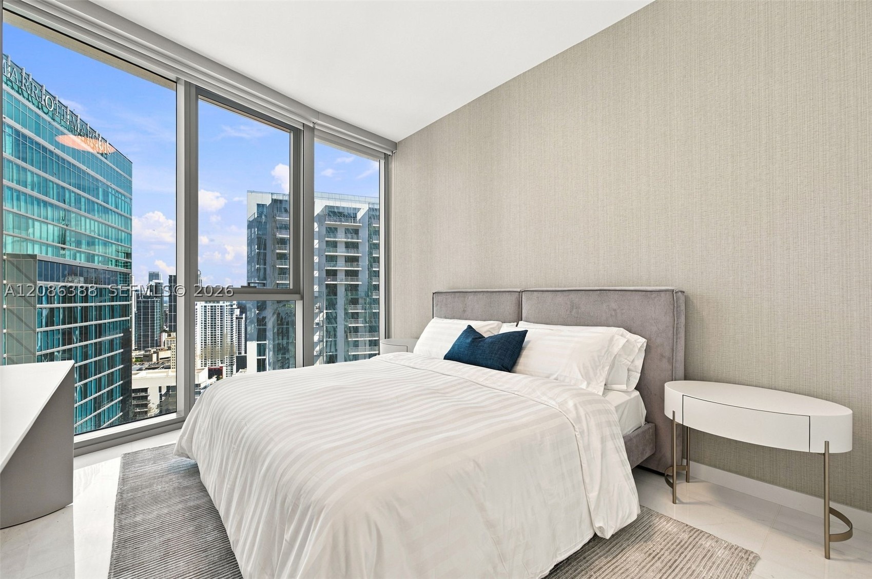 image Aston Martin Residences19