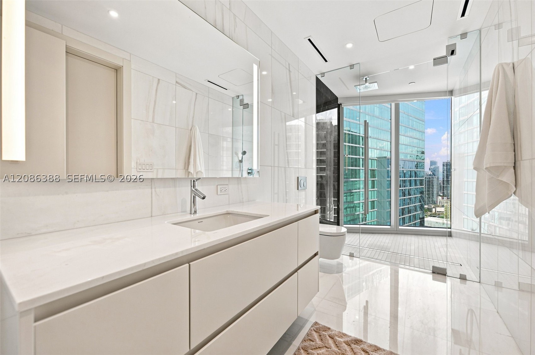 image Aston Martin Residences22