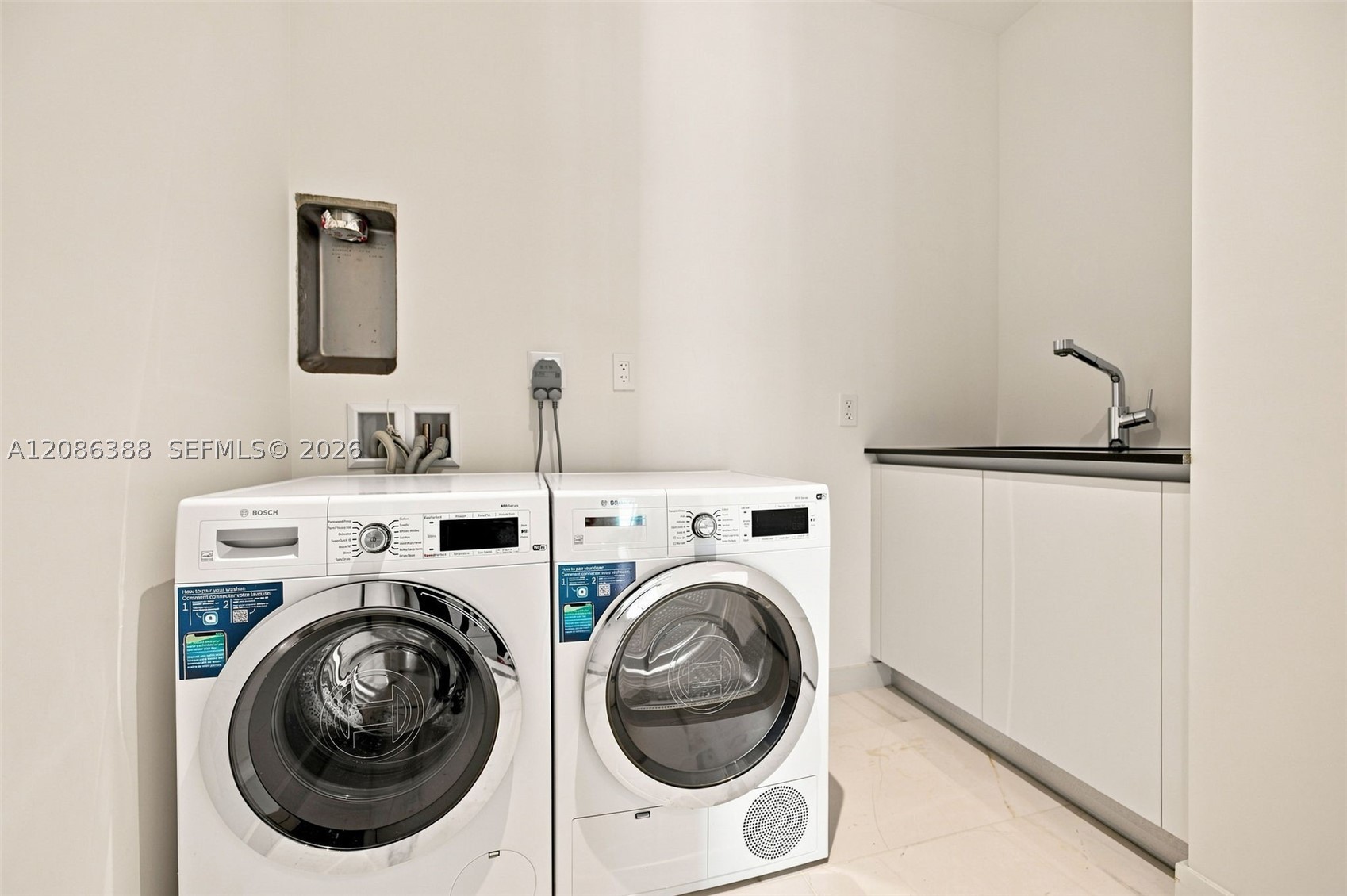 image Aston Martin Residences23