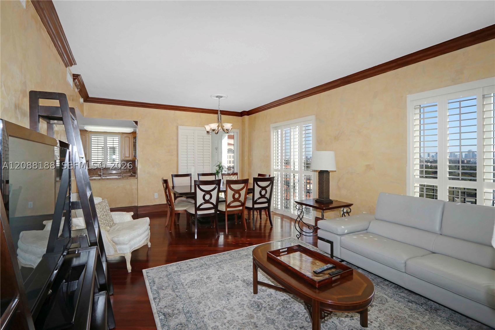 image Ten Aragon Condo9