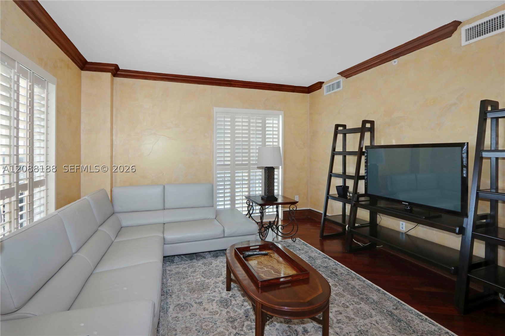 image Ten Aragon Condo11