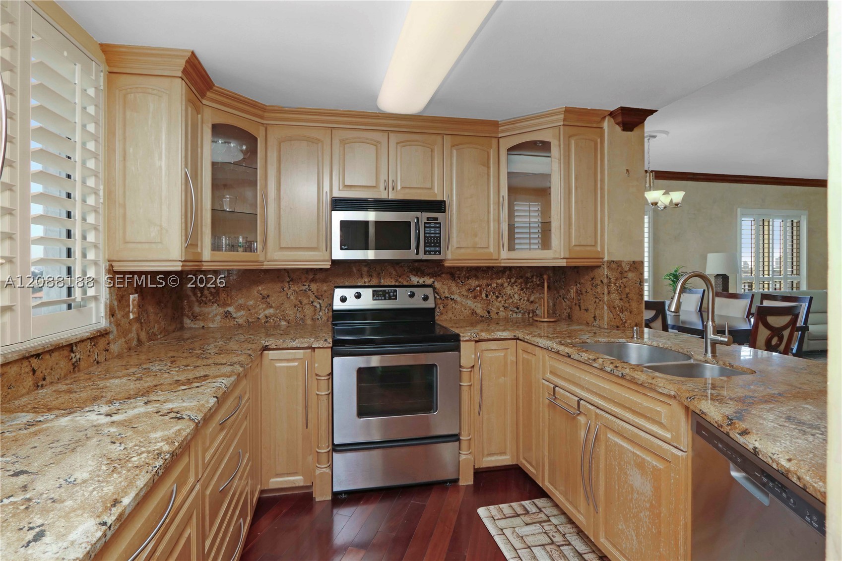 image Ten Aragon Condo14