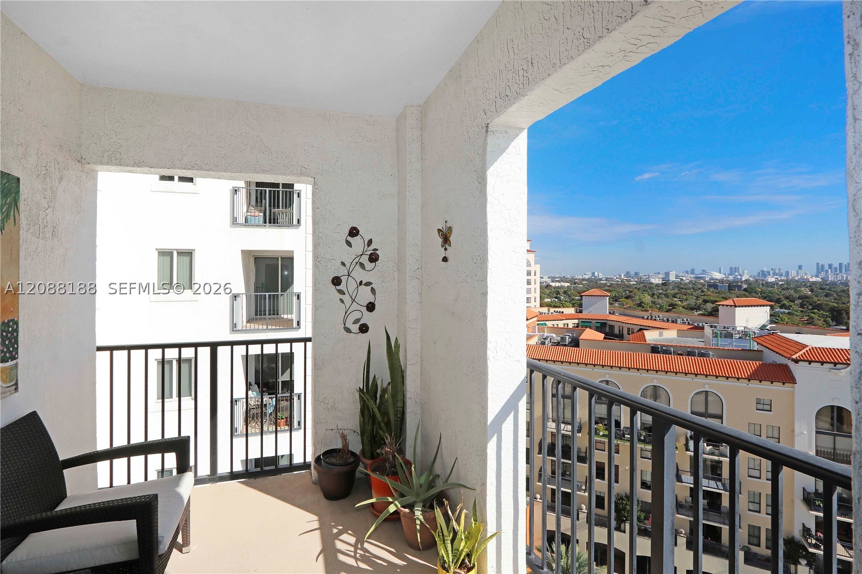 image Ten Aragon Condo17
