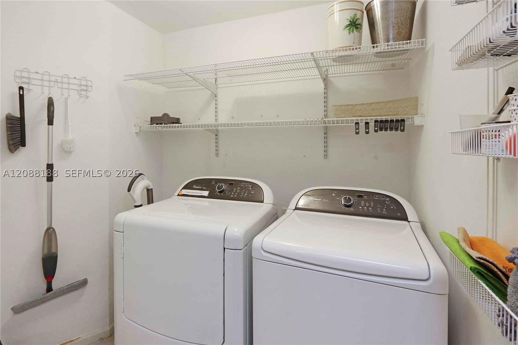 image Ten Aragon Condo32