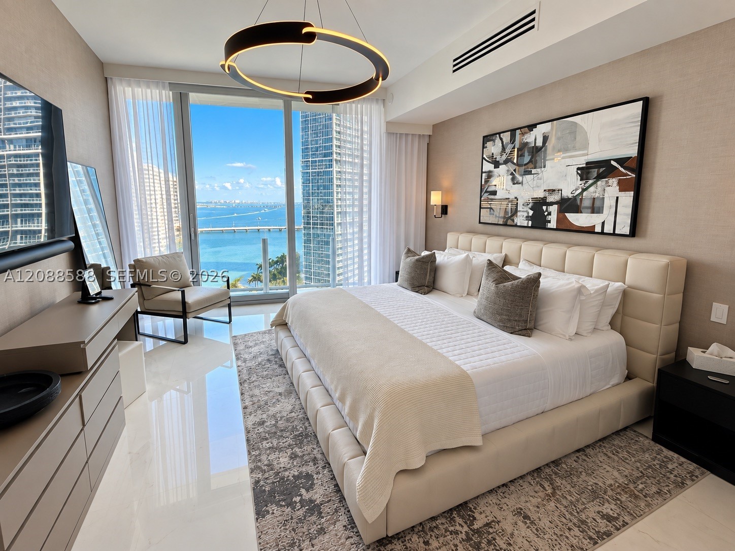 image Aston Martin Residences12