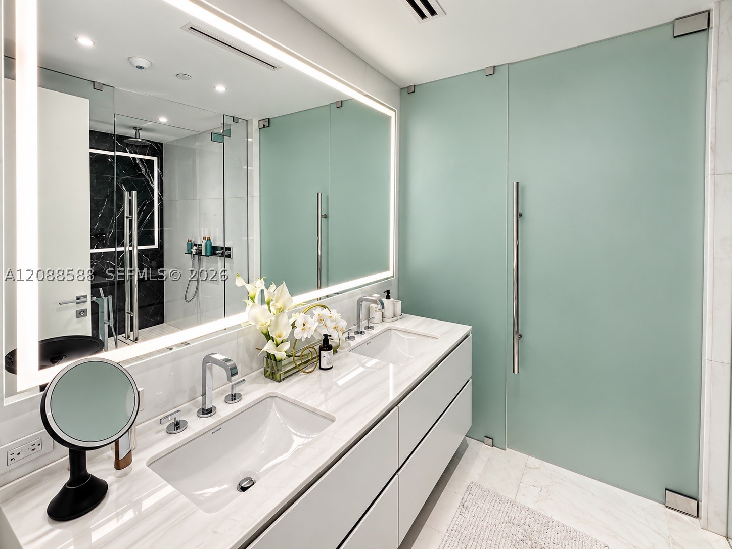 image Aston Martin Residences14
