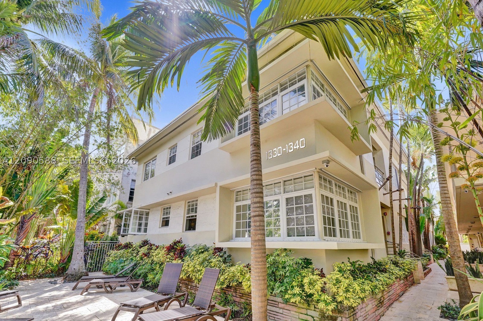 1340 Drexel Ave #407