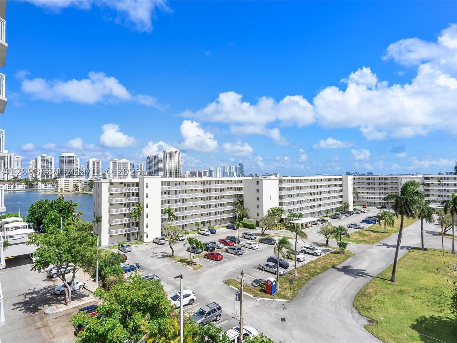 18021 Biscayne Blvd #603