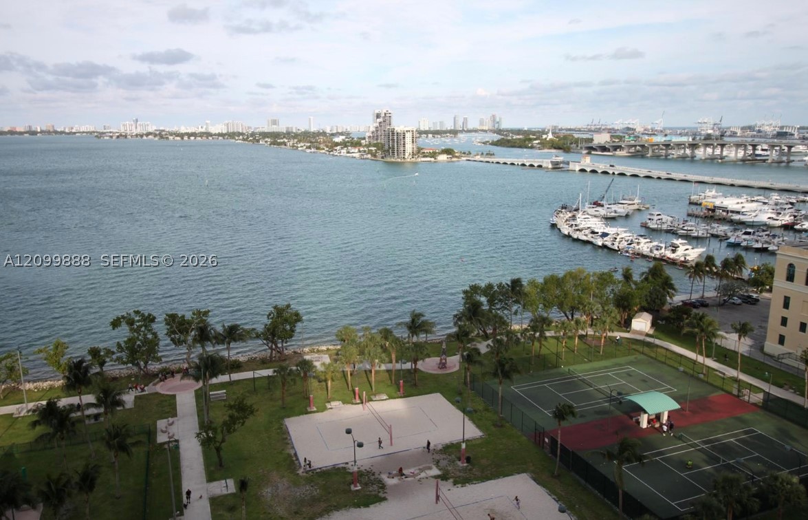 image Aria on the Bay38