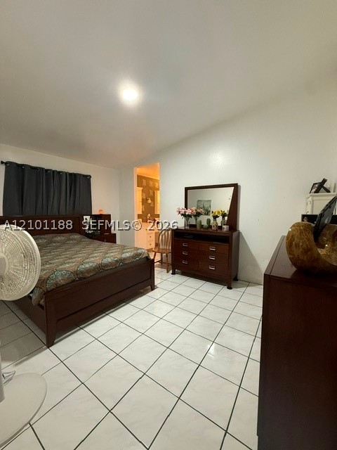 6968 W 24th Ct Hialeah, FL 33016
