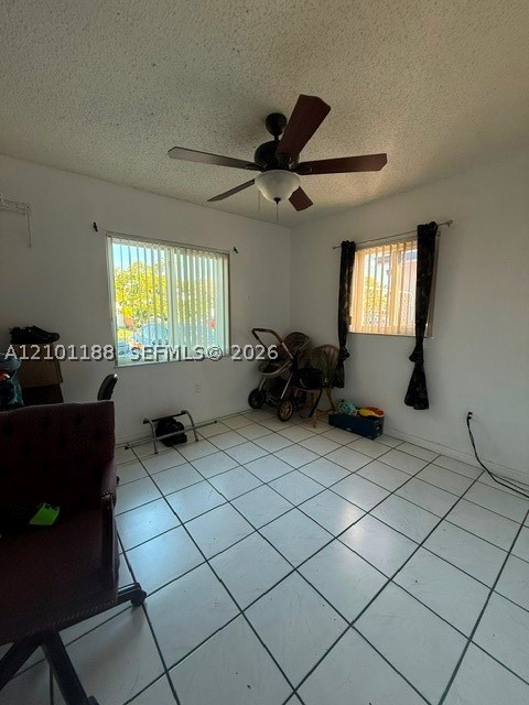 6968 W 24th Ct Hialeah, FL 33016