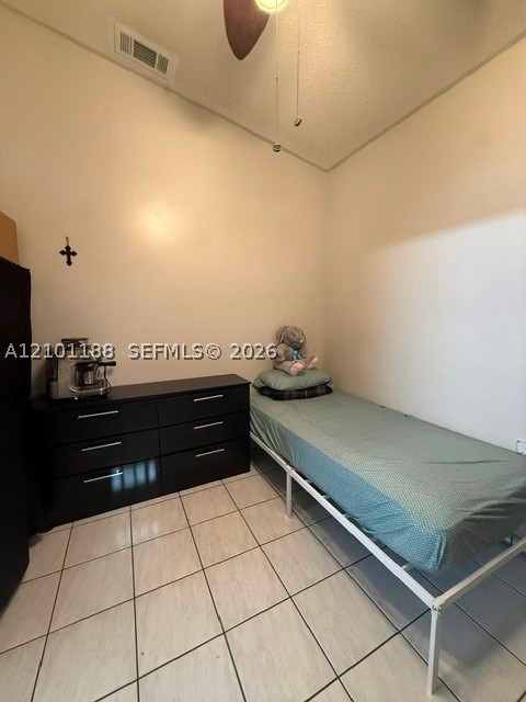 6968 W 24th Ct Hialeah, FL 33016