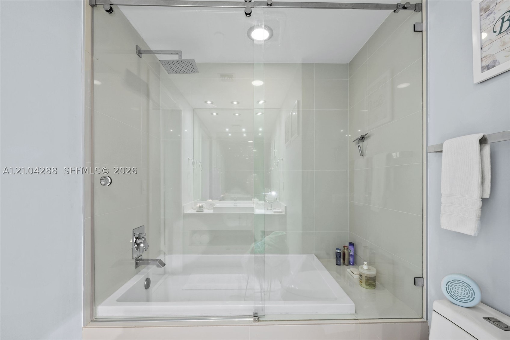 image Brickell Heights West28
