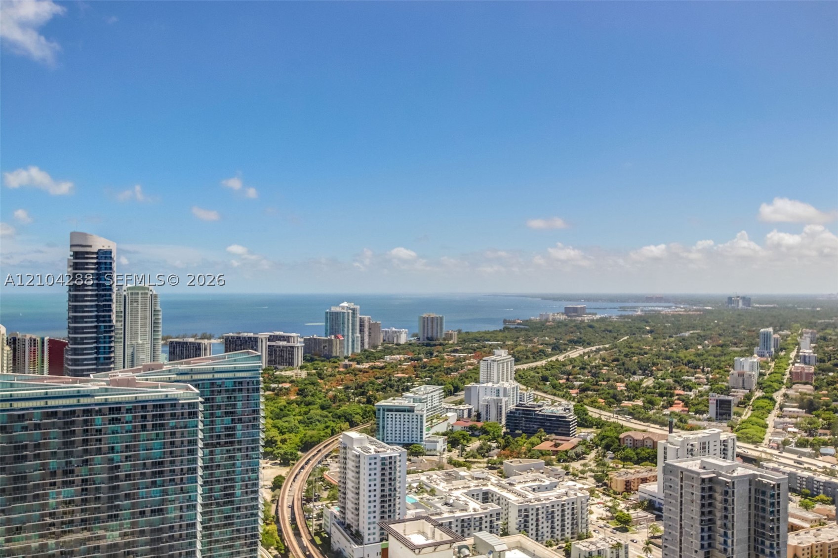 image Brickell Heights West32