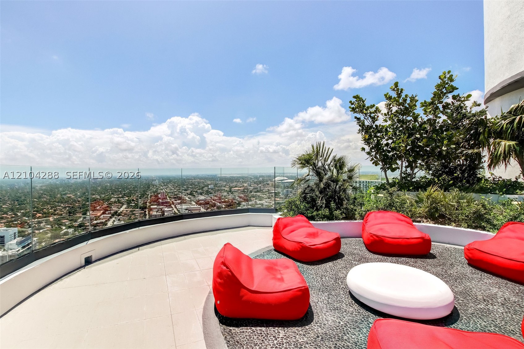 image Brickell Heights West35
