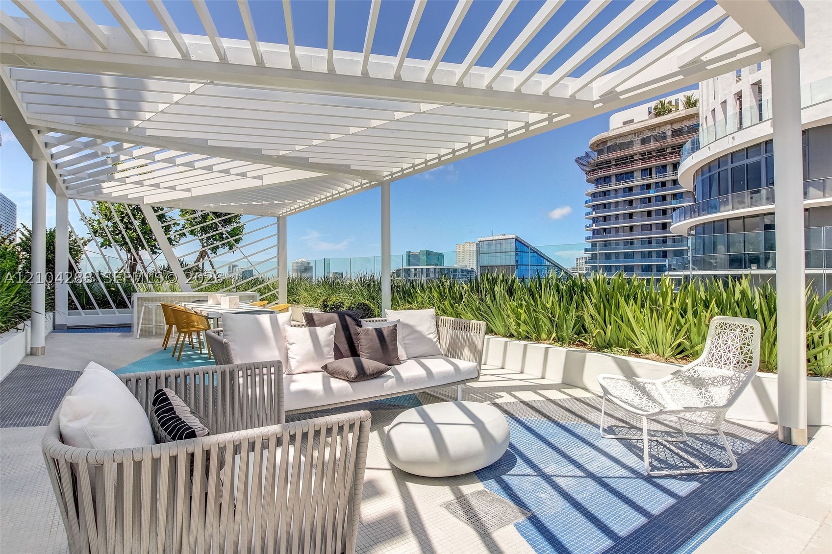 image Brickell Heights West38